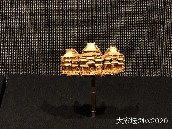 逛了个展 明代王妃饰品_古董首饰金