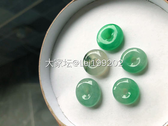 我想买个平安扣求推荐_翡翠