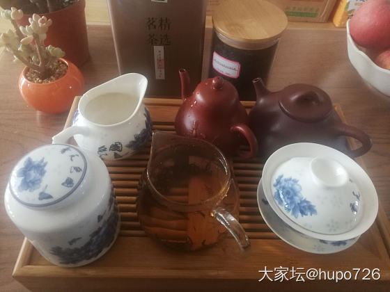 喝茶的姐妹们都来秀下自己的茶桌吧_茶道