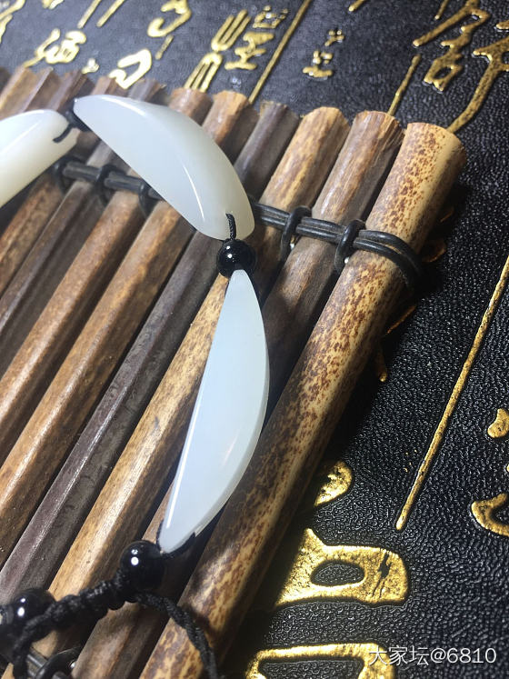 俄料镯子心切牌子留下的边角，变废为宝！_和田玉