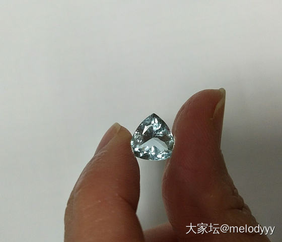 大海的眼泪_彩色宝石