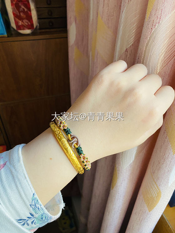 青梅竹马小珍镯_手镯金