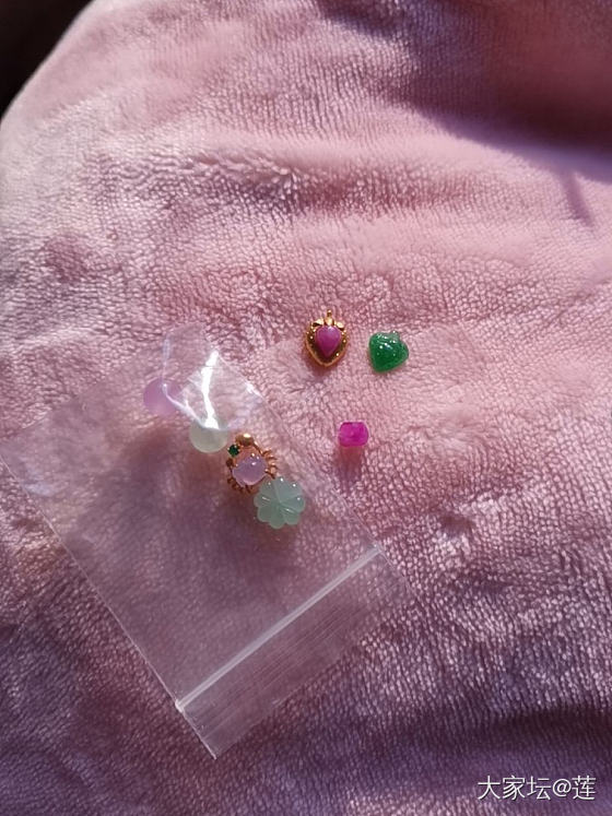 清晨的阳光暖暖的_舒俱来翡翠