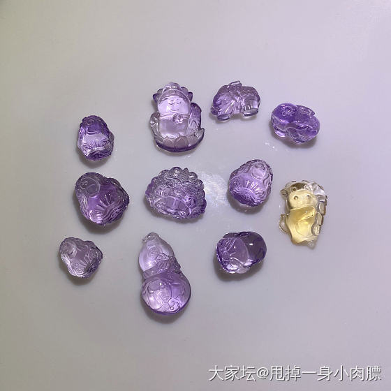 一手萌物 花了大把银子雕刻