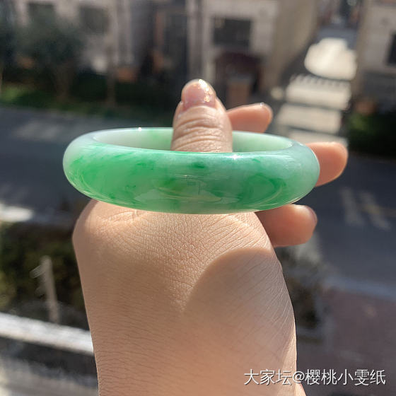 麻烦大家帮忙看看_手镯翡翠