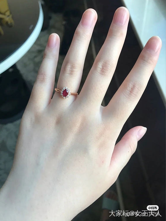 开心，婆婆给我定了一枚戒指，集美们快帮我看看_红宝石戒指金