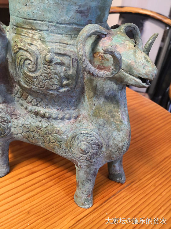 青铜“三羊开泰”六足鼎_铜器