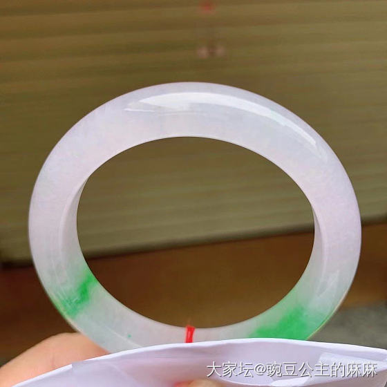 大神们，帮我看看你这个春彩值4万吗？_手镯翡翠