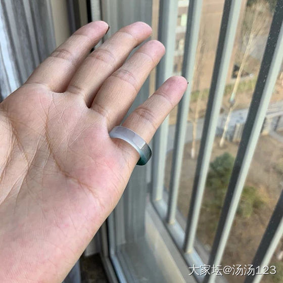 新入手的迷你指环~_戒指翡翠