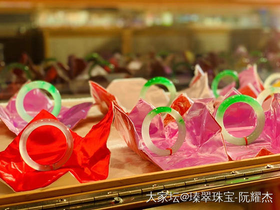 不一定每天都很好，但每天都会有些小美好在等你_翡翠