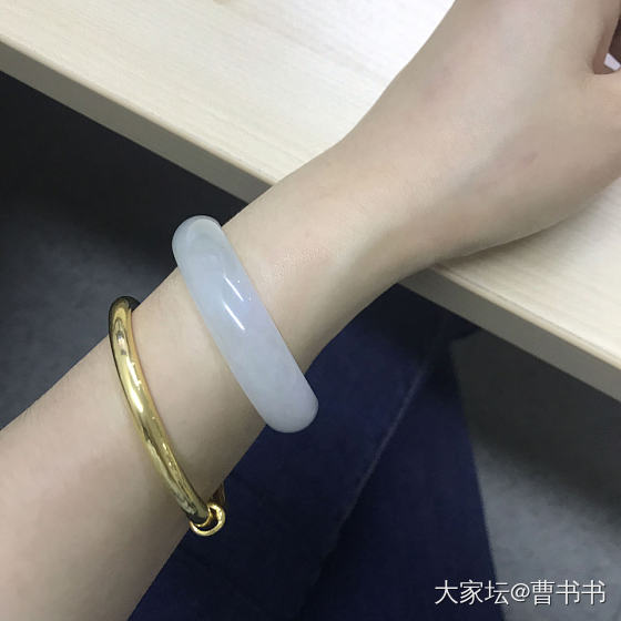 明牌克价385的镯子到了_手镯金