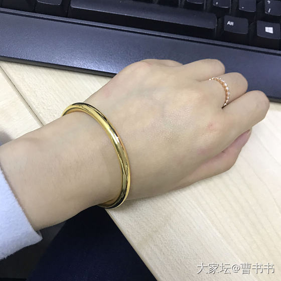 明牌克价385的镯子到了_手镯金