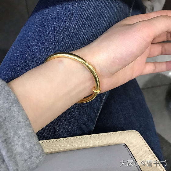 明牌克价385的镯子到了_手镯金