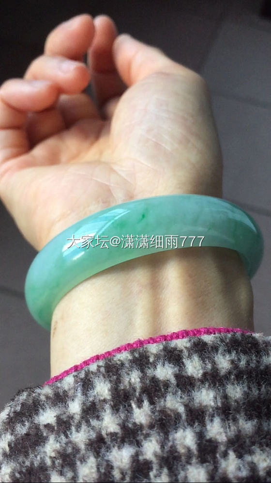 实物图来了，姐妹们快来给看看_手镯翡翠
