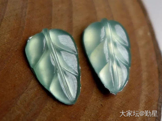 这对小叶子值得镶嵌吗？大小13*8*2，如果镶嵌有款式推荐吗