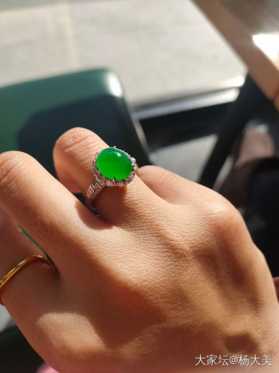 戒指💍留不留_翡翠戒指