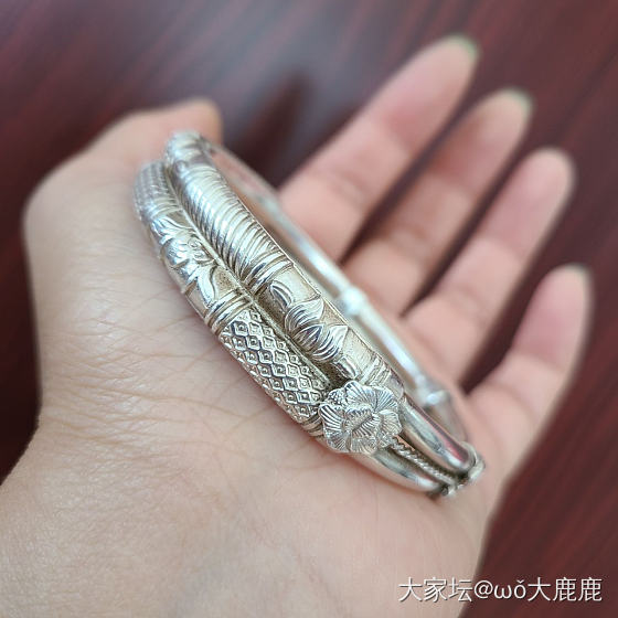 来秀秀自己养旧的银饰吧_手镯银