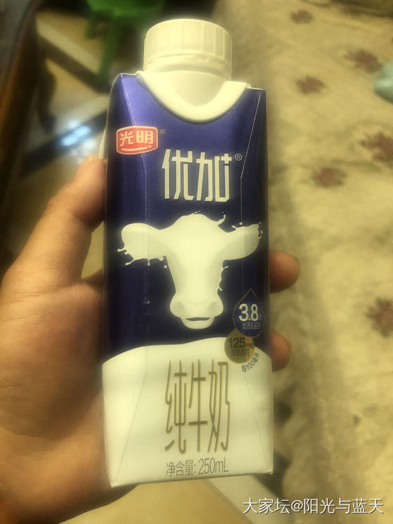 光明这款奶，奶香味真的浓，蛋白质3.4算高的了