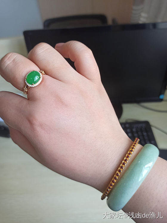 今日份左手～姐妹们，来来来，晒出你的今日快乐，种草啦_手饰