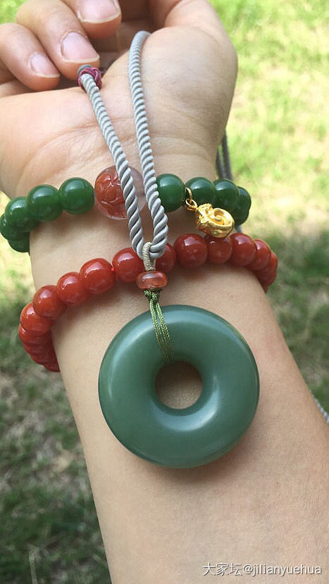 今日份左手～姐妹们，来来来，晒出你的今日快乐，种草啦_手饰