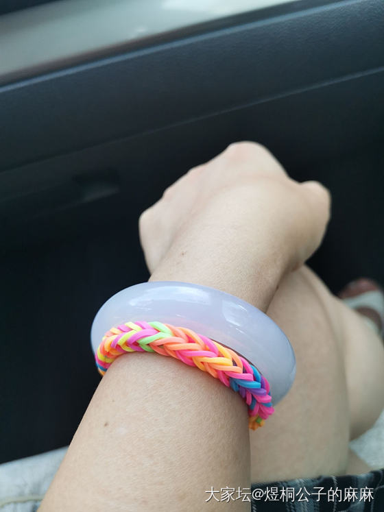 今日份左手～姐妹们，来来来，晒出你的今日快乐，种草啦_手饰