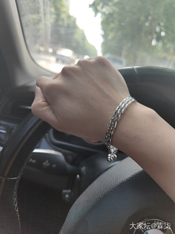 今日份左手～姐妹们，来来来，晒出你的今日快乐，种草啦_手饰