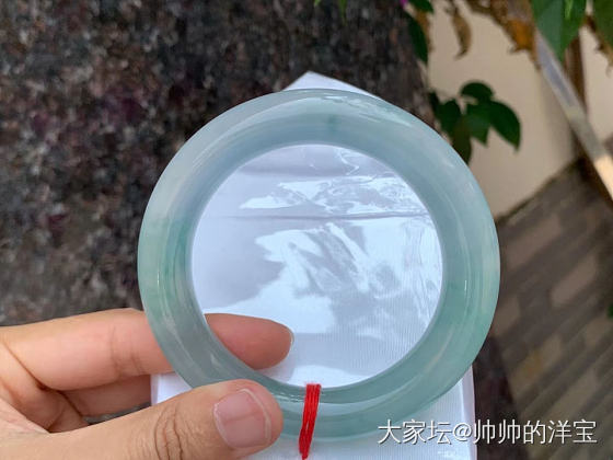 谁有高端翡翠手镯，圈口不限，种水第一，价格10万以上品质_翡翠