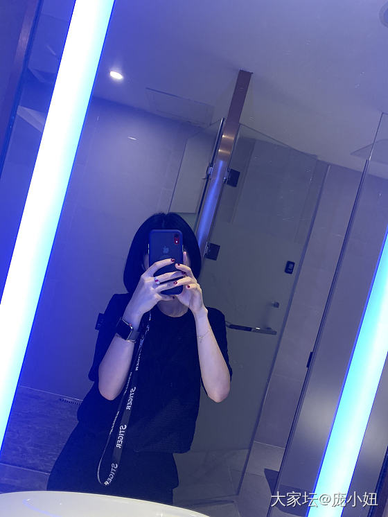 这么矫揉造作都是为了炫新欢哈哈哈_名贵宝石红宝石戒指