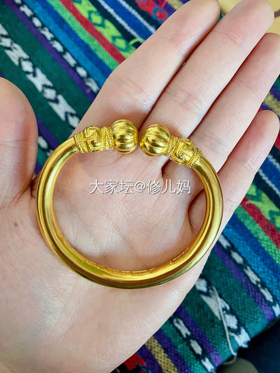 有些东西光看着就觉得很美丽_手镯金