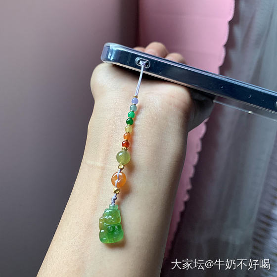 翡翠手机挂件_翡翠