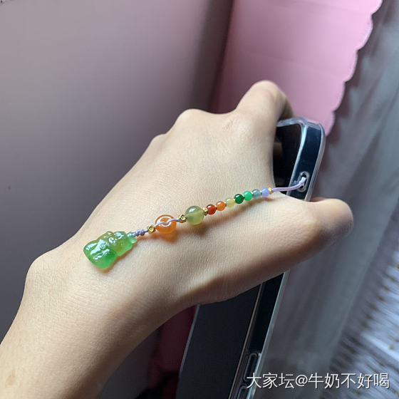 翡翠手机挂件_翡翠
