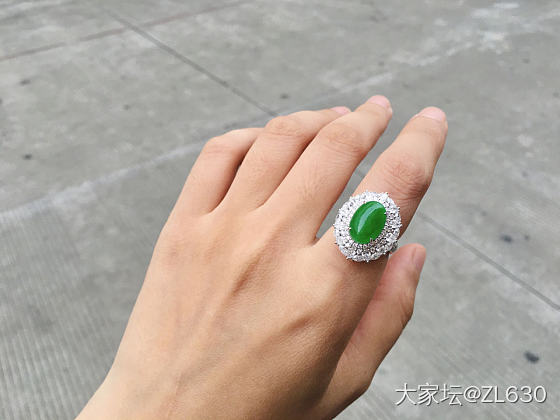 因掉钻改款的绿蛋出货了_戒指翡翠