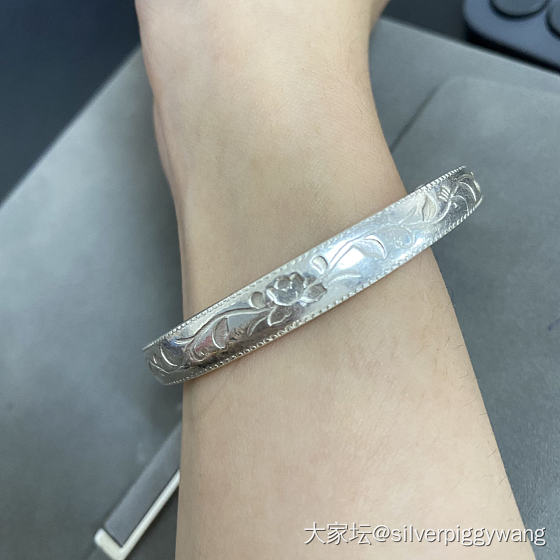 温柔秀丽的莲花关_手镯银