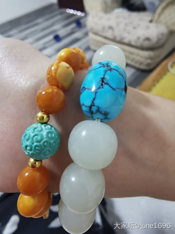 自己搭配了烤蜡串，感觉美美哒，嘿嘿_琥珀蜜蜡串珠