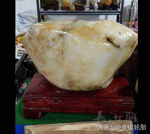 新疆金丝玉原石