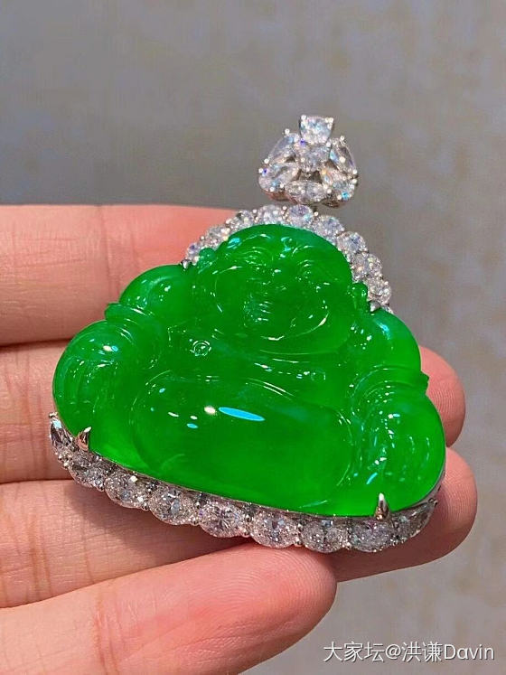 冰种阳绿佛公一尊_翡翠