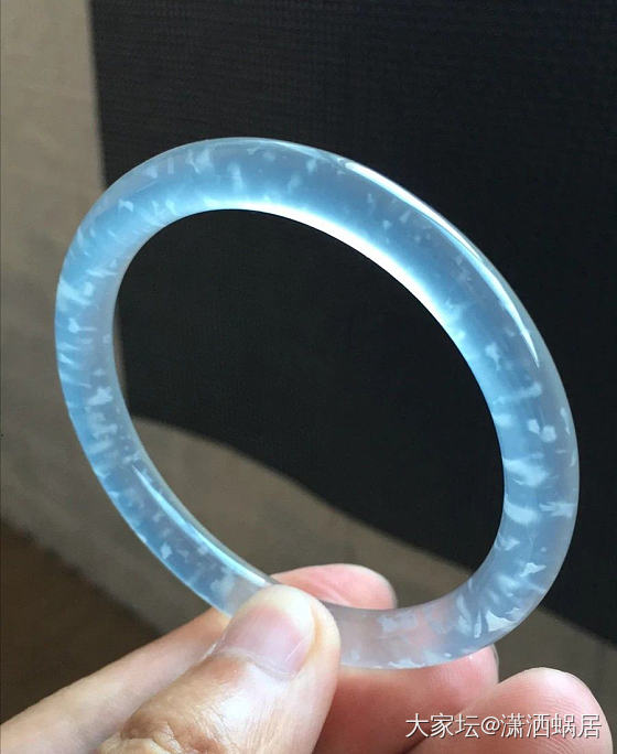 高冰玉髓雪花棉手镯_翡翠