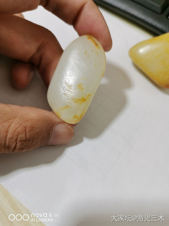 涝疫结合，憋在家里玩石头。_和田玉
