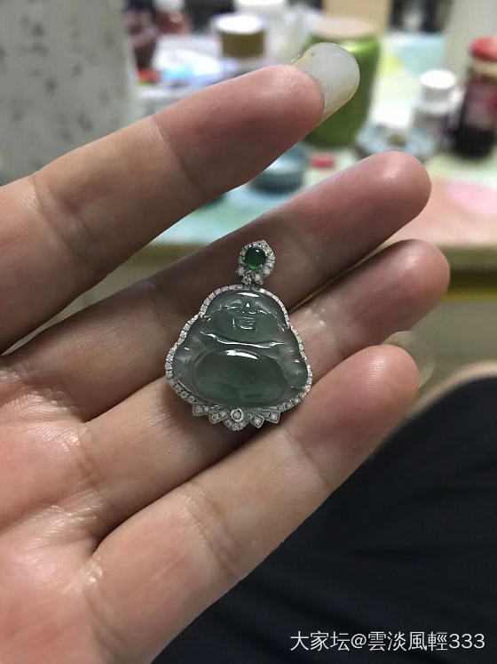 卖家图和自拍图，是不是有些灰？_翡翠