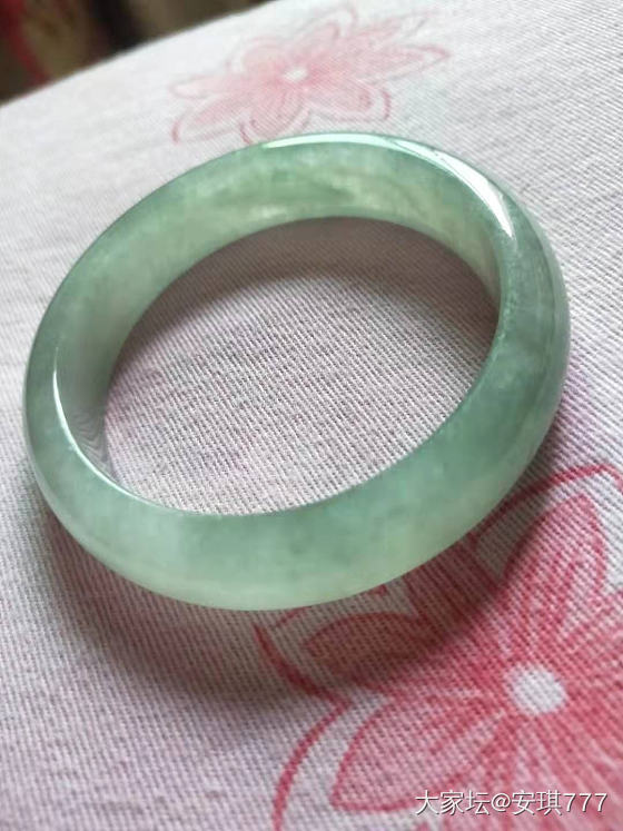 求个翡翠手镯_翡翠