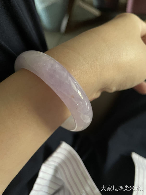 新入的春彩冰镯子_手镯翡翠