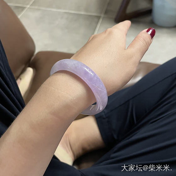 新入的春彩冰镯子_手镯翡翠