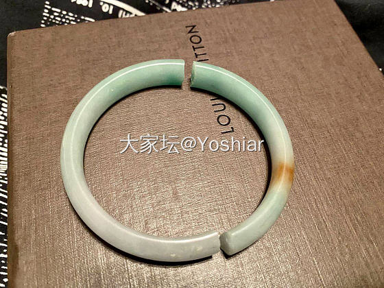 完了完了，BabiQ了，铁子们，心疼的感觉就像是蛋碎了一样😭😭😭😭😭_和田玉
