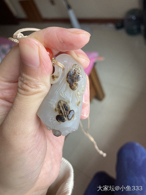 呱呱来财_挂件和田玉