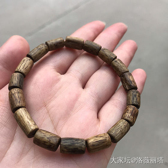 新玩具——陈化绿棋_沉香珠串