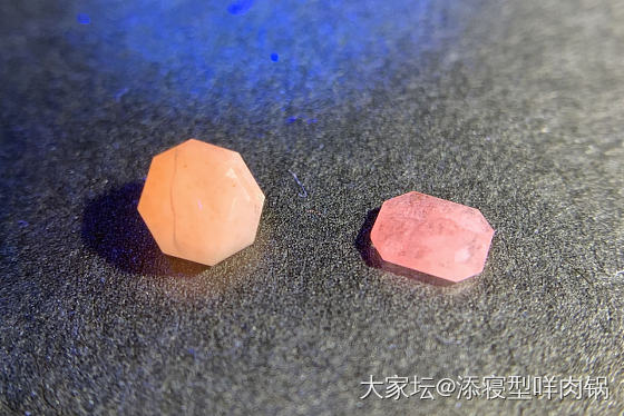 新的小玩具，蓝色驯鹿石～_少见宝石