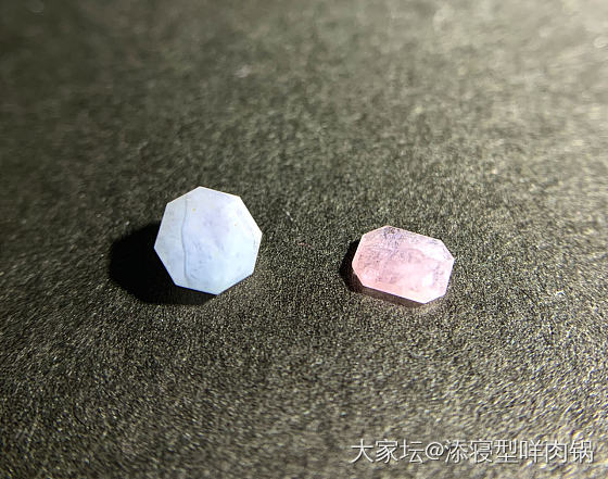 新的小玩具，蓝色驯鹿石～_少见宝石