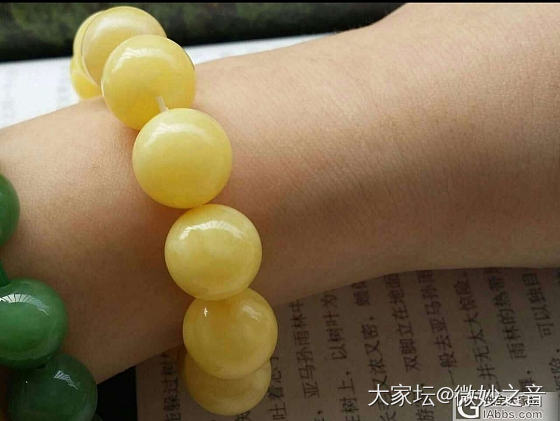秋天好适合蜜蜡，时间流走的痕迹_蜜蜡珠串琥珀蜜蜡