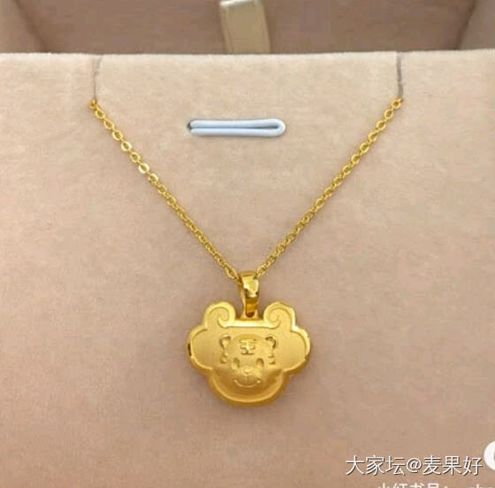 走在寄回收快递的路上_金