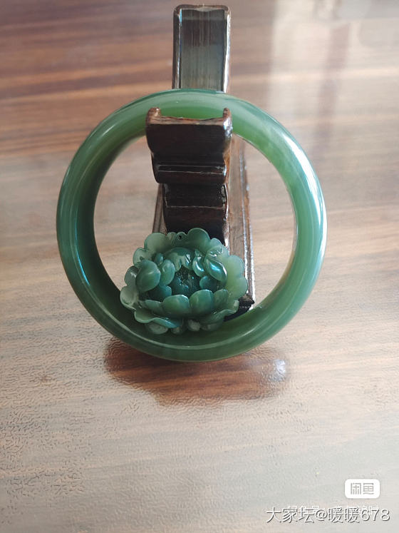 同是碧玉的色差